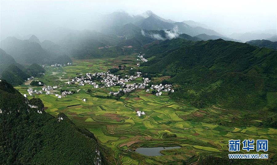 （環境）（2）桂西山村秋色美